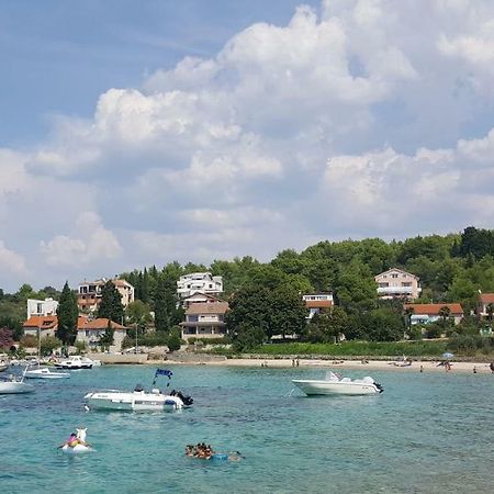 Milica Garden Διαμέρισμα Prvic Sepurine Εξωτερικό φωτογραφία